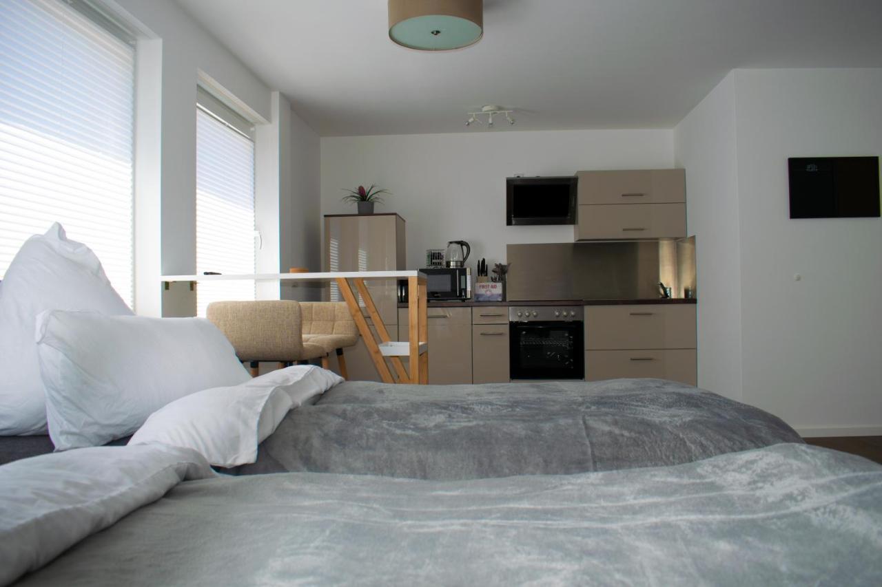 Unique Flat Appartement Düsseldorf Buitenkant foto